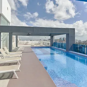  Apartamento N1001 Gran Vista Downtown Rd